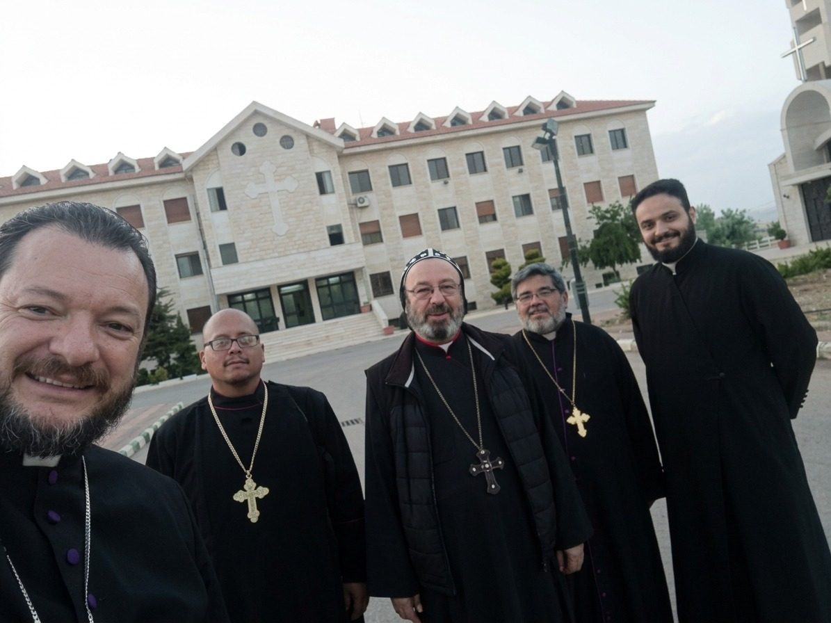 Obispos y sacerdotes de la ICAOP en una visita fraterna